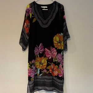 Trina Turk Black and White size 8 floral &  Striped dress